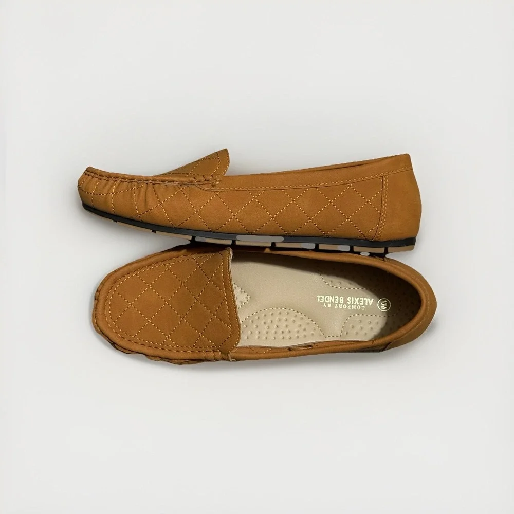 Comfort by Alexis Bendel Quilted Driving Loafers Cognac Brown Slip On Womens 10W